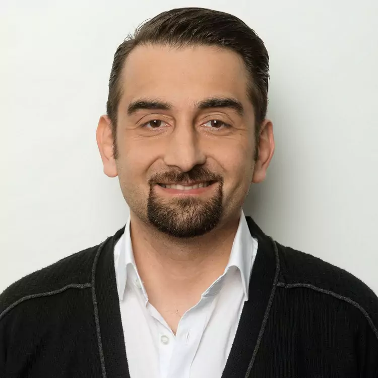 Murat Eyilmez - Buchhaltung und Personal